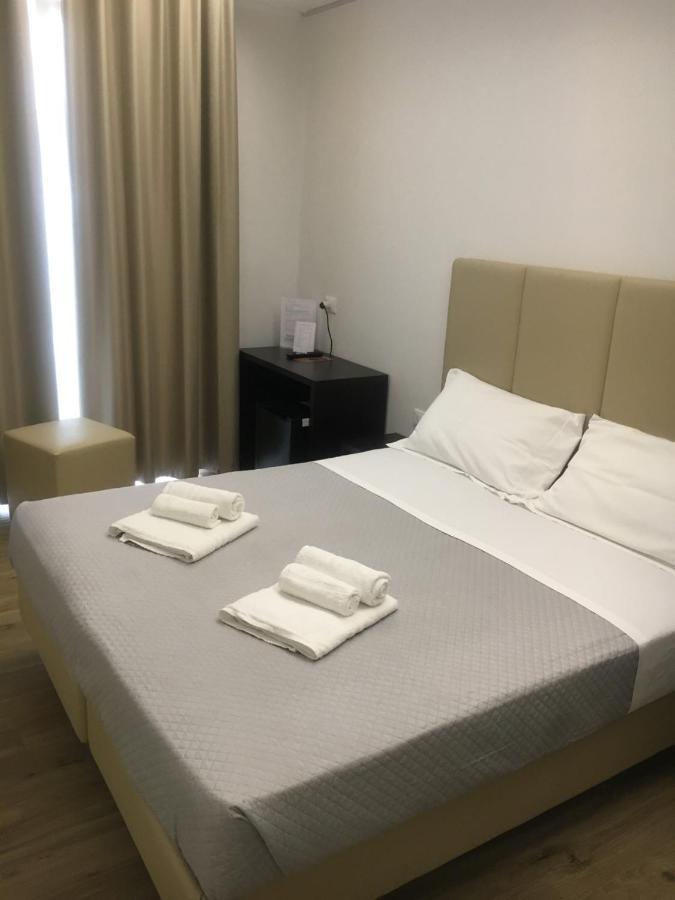 Hotel Saxon Rimini Exteriör bild