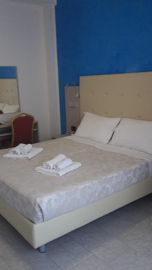 Hotel Saxon Rimini Exteriör bild
