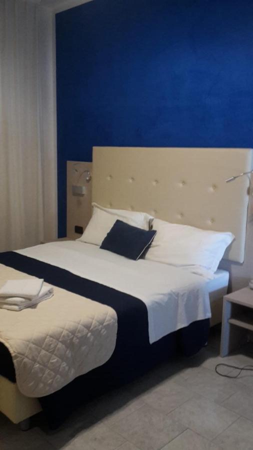 Hotel Saxon Rimini Exteriör bild