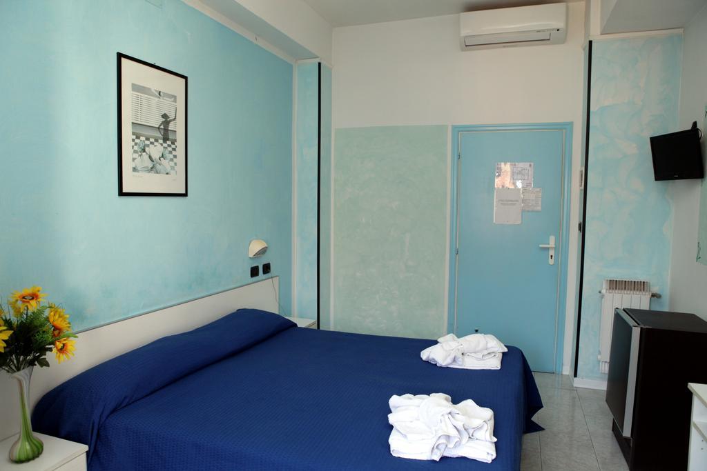 Hotel Saxon Rimini Rum bild